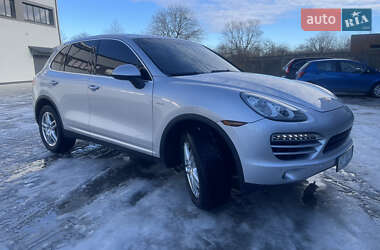 Позашляховик / Кросовер Porsche Cayenne 2013 в Бориславі