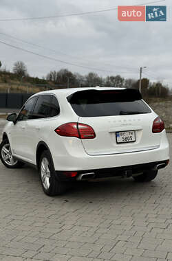 Внедорожник / Кроссовер Porsche Cayenne 2012 в Львове