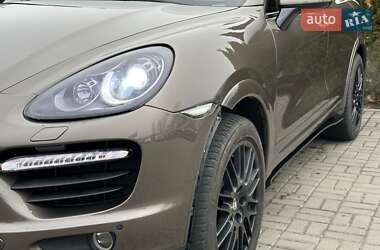 Позашляховик / Кросовер Porsche Cayenne 2012 в Києві