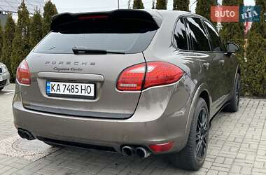 Позашляховик / Кросовер Porsche Cayenne 2012 в Києві