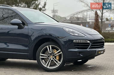 Внедорожник / Кроссовер Porsche Cayenne 2013 в Киеве