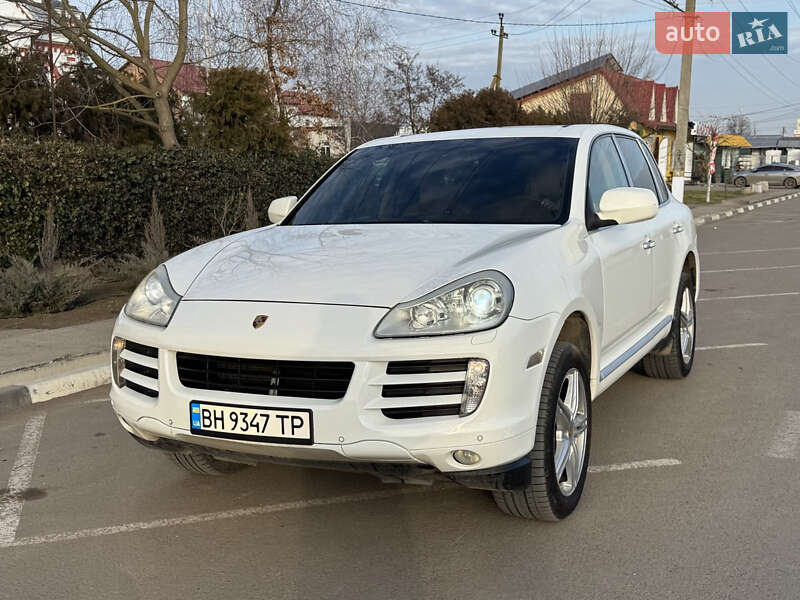 Внедорожник / Кроссовер Porsche Cayenne 2008 в 