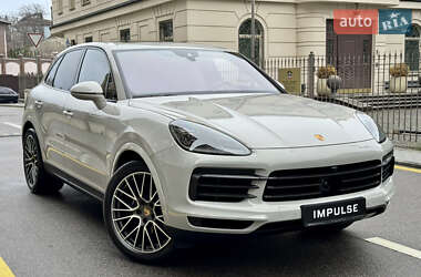 Позашляховик / Кросовер Porsche Cayenne 2022 в Києві