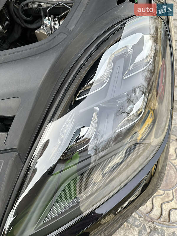 Позашляховик / Кросовер Porsche Cayenne 2019 в Києві