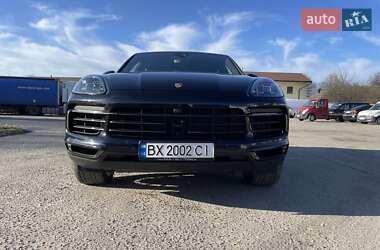 Позашляховик / Кросовер Porsche Cayenne 2019 в Красилові