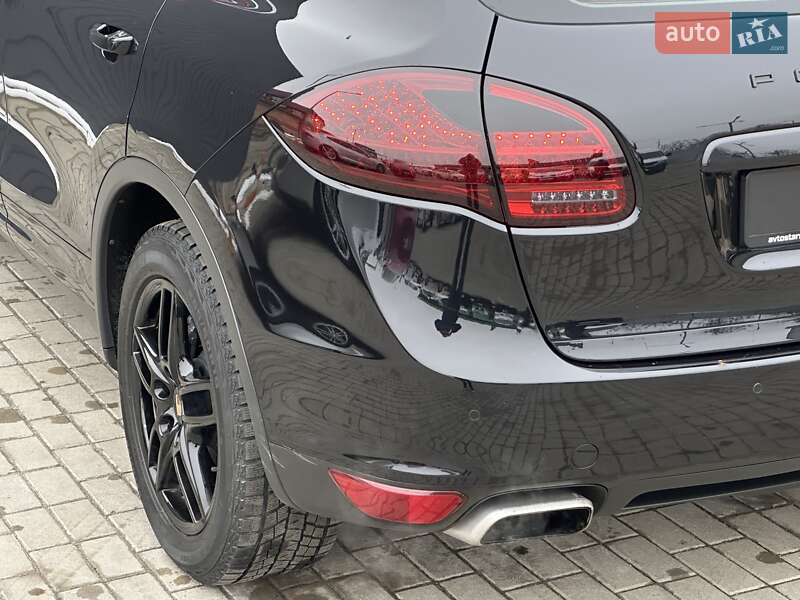 Внедорожник / Кроссовер Porsche Cayenne 2013 в Мукачево