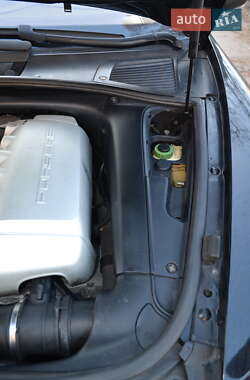 Позашляховик / Кросовер Porsche Cayenne 2006 в 