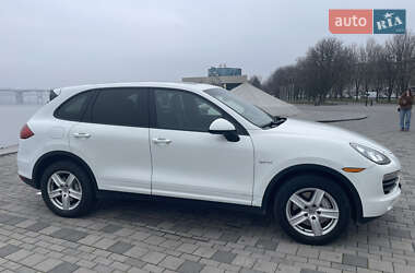 Позашляховик / Кросовер Porsche Cayenne 2011 в 