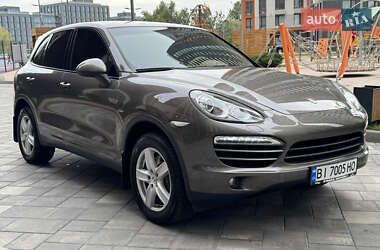 Внедорожник / Кроссовер Porsche Cayenne 2012 в Киеве