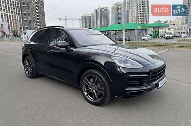 Позашляховик / Кросовер Porsche Cayenne 2019 в Києві