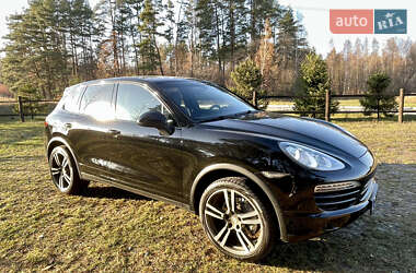 Позашляховик / Кросовер Porsche Cayenne 2012 в Ніжині