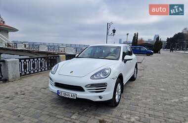 Позашляховик / Кросовер Porsche Cayenne 2012 в 