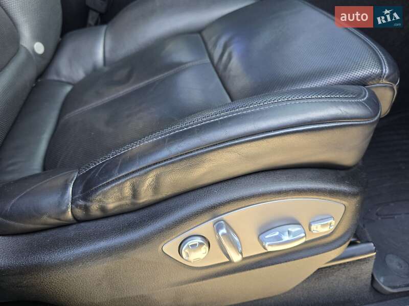 Внедорожник / Кроссовер Porsche Cayenne 2010 в Днепре