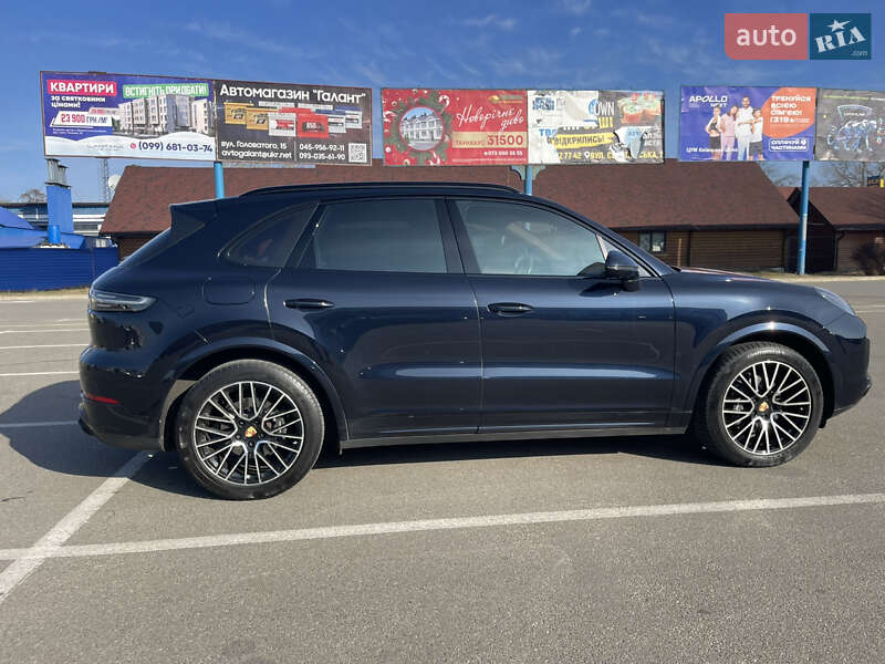 Позашляховик / Кросовер Porsche Cayenne 2020 в Києві