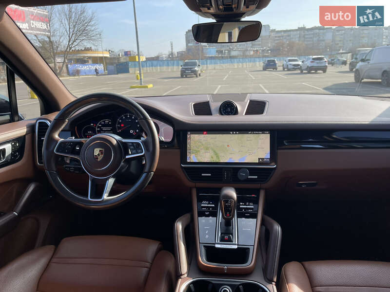 Позашляховик / Кросовер Porsche Cayenne 2020 в Києві