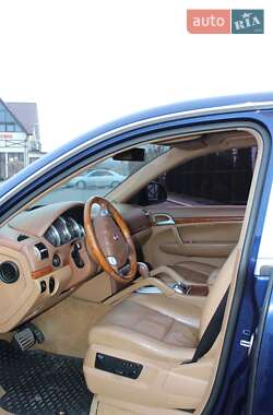 Внедорожник / Кроссовер Porsche Cayenne 2005 в 