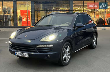 Внедорожник / Кроссовер Porsche Cayenne 2012 в Киеве