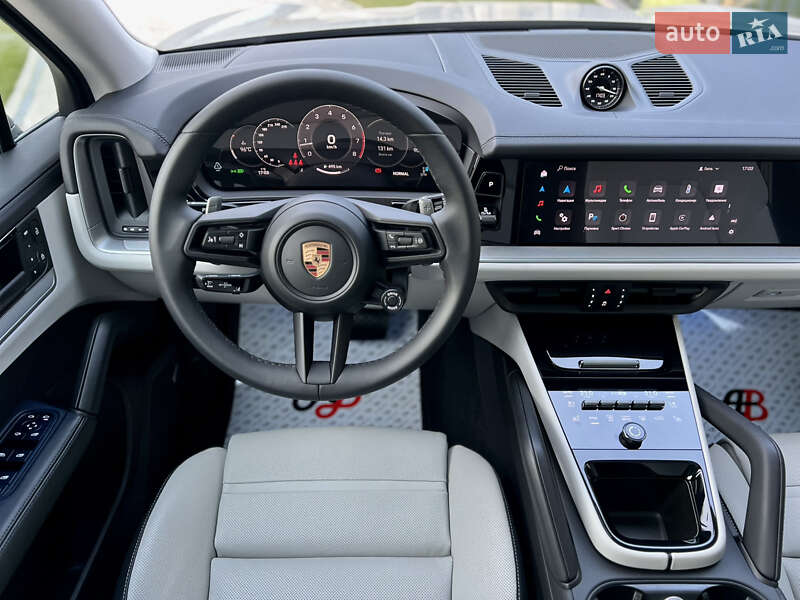 Внедорожник / Кроссовер Porsche Cayenne 2024 в Одессе