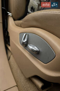 Внедорожник / Кроссовер Porsche Cayenne 2013 в 