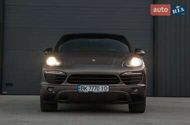 Позашляховик / Кросовер Porsche Cayenne 2011 в Дубні