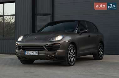 Позашляховик / Кросовер Porsche Cayenne 2011 в Дубні