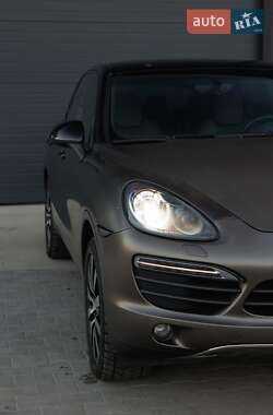 Позашляховик / Кросовер Porsche Cayenne 2011 в Дубні