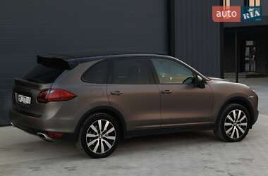 Внедорожник / Кроссовер Porsche Cayenne 2011 в Дубно