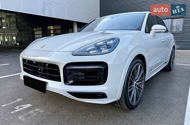 Позашляховик / Кросовер Porsche Cayenne 2022 в Києві