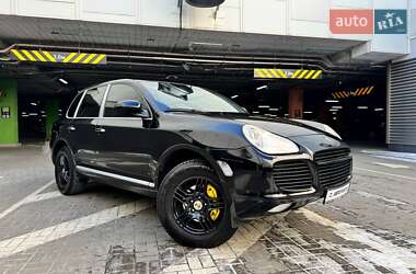 Позашляховик / Кросовер Porsche Cayenne 2005 в Києві