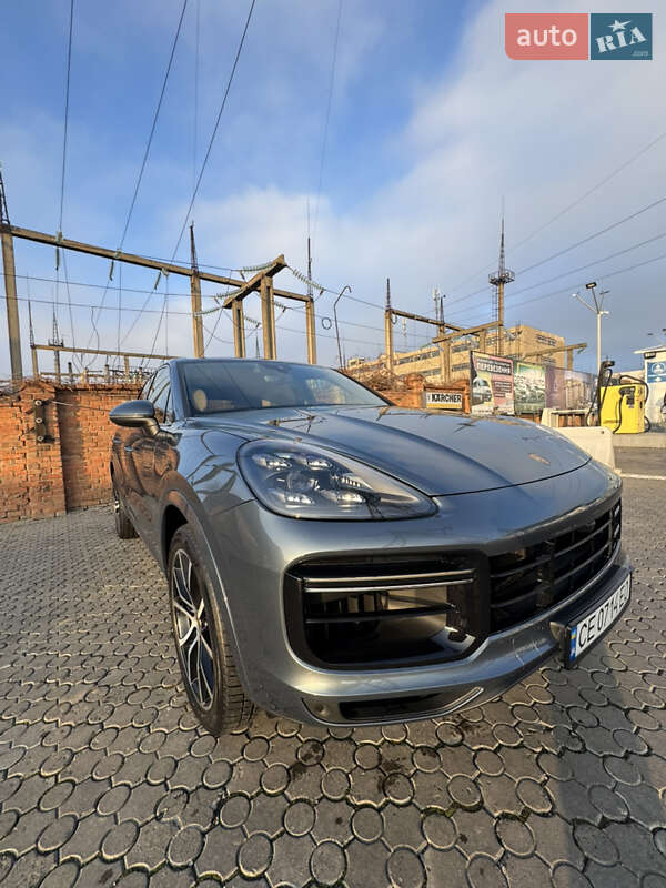 Позашляховик / Кросовер Porsche Cayenne 2018 в Чернівцях