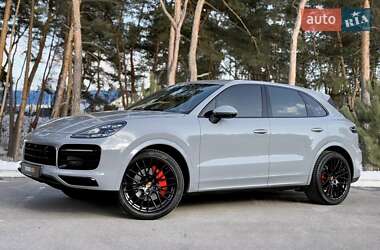 Позашляховик / Кросовер Porsche Cayenne 2018 в 