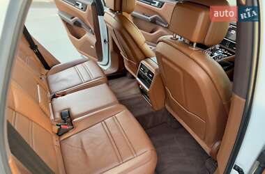 Позашляховик / Кросовер Porsche Cayenne 2018 в 