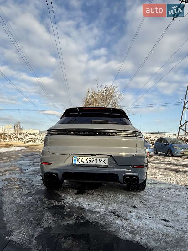Внедорожник / Кроссовер Porsche Cayenne 2023 в Киеве