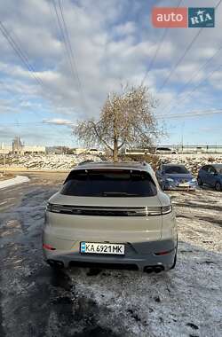 Внедорожник / Кроссовер Porsche Cayenne 2023 в 