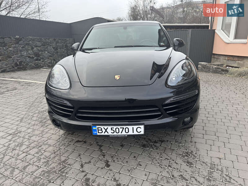 Внедорожник / Кроссовер Porsche Cayenne 2014 в Хмельницком
