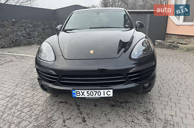 Внедорожник / Кроссовер Porsche Cayenne 2014 в 