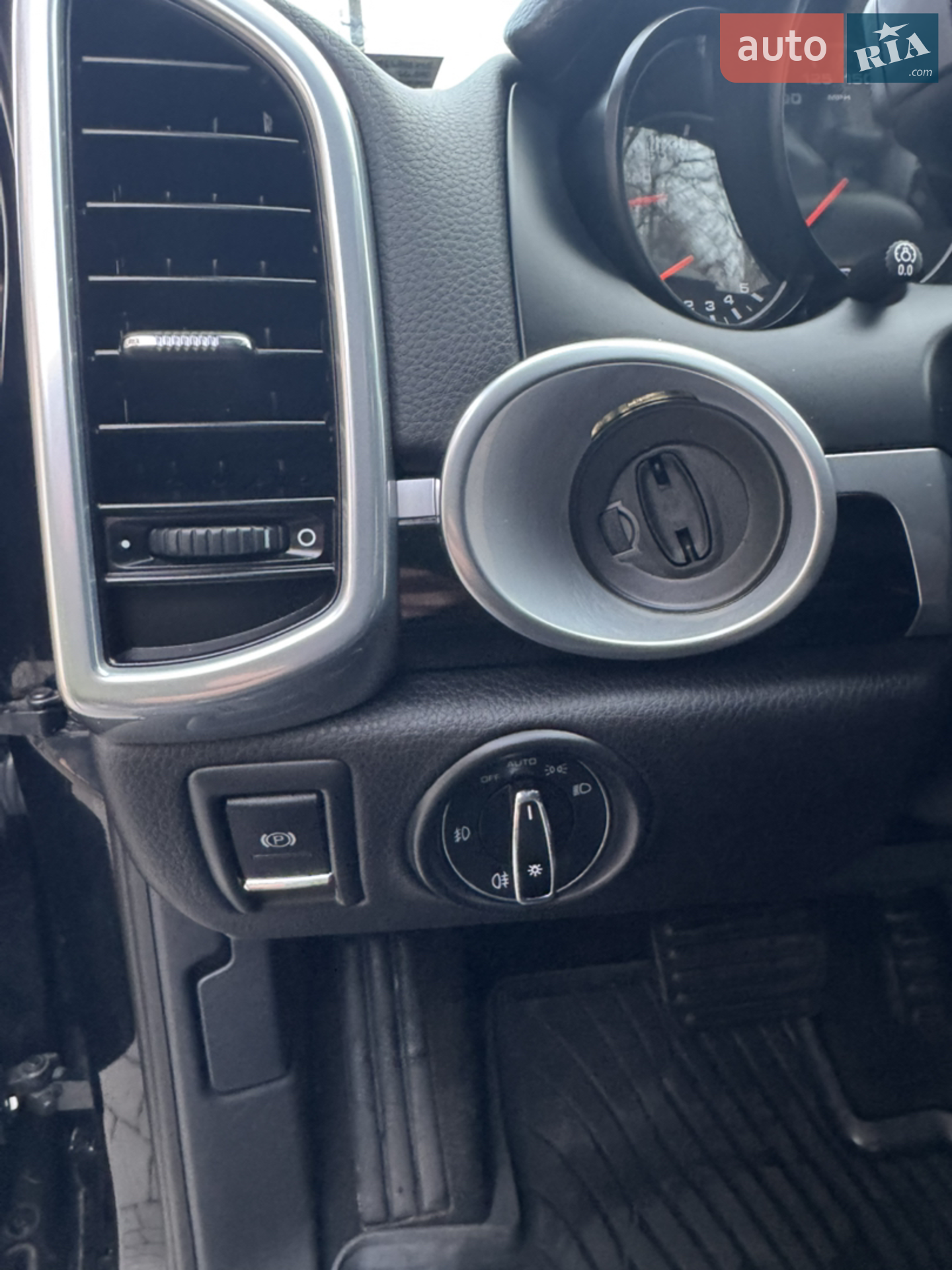 2014 Porsche Cayenne - мініатюра 13