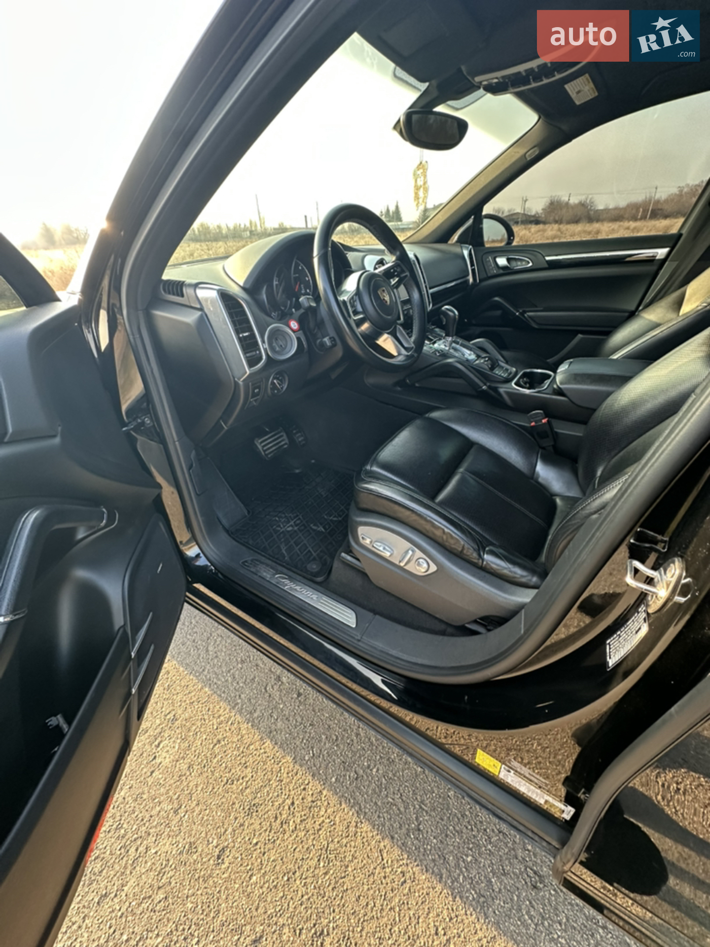 2015 Porsche Cayenne - мініатюра 13