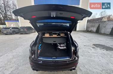 Внедорожник / Кроссовер Porsche Cayenne 2022 в 