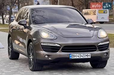 Позашляховик / Кросовер Porsche Cayenne 2011 в 