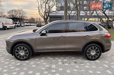 Позашляховик / Кросовер Porsche Cayenne 2011 в 