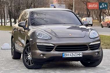 Позашляховик / Кросовер Porsche Cayenne 2011 в 