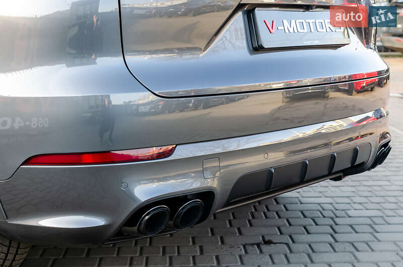 Внедорожник / Кроссовер Porsche Cayenne 2021 в Киеве