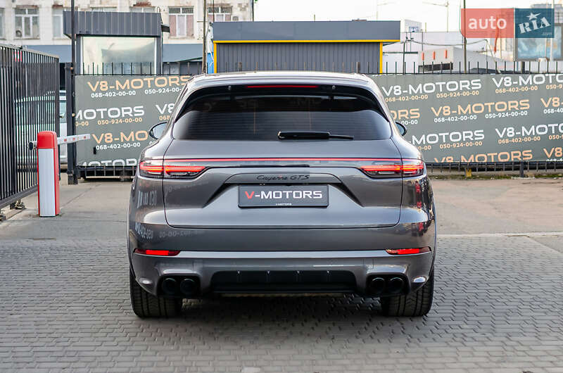 Внедорожник / Кроссовер Porsche Cayenne 2021 в Киеве