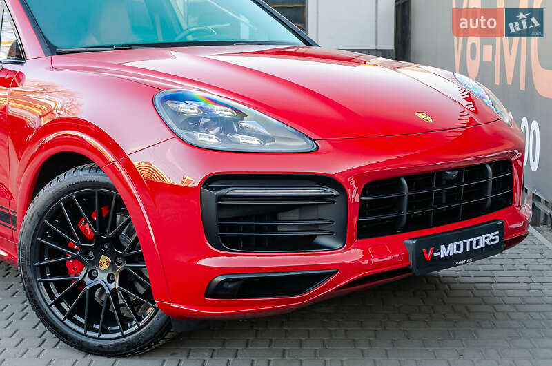 Внедорожник / Кроссовер Porsche Cayenne 2020 в Киеве