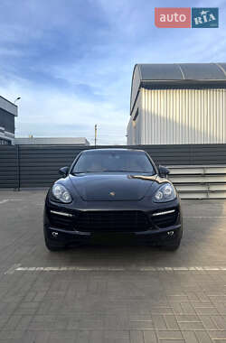 Внедорожник / Кроссовер Porsche Cayenne 2013 в Черкассах