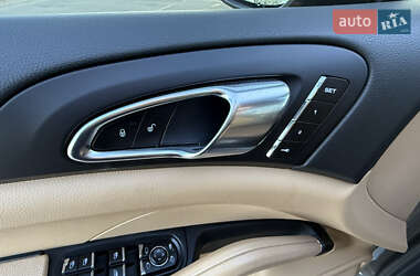 Внедорожник / Кроссовер Porsche Cayenne 2016 в 