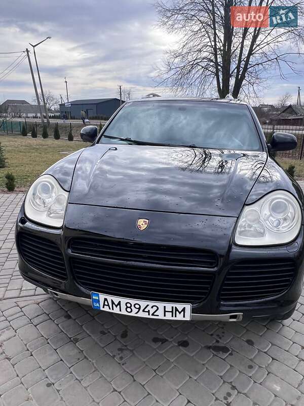 Внедорожник / Кроссовер Porsche Cayenne 2005 в Звягеле