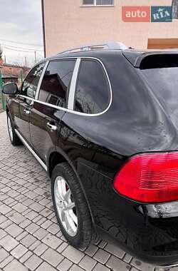 Позашляховик / Кросовер Porsche Cayenne 2005 в 
