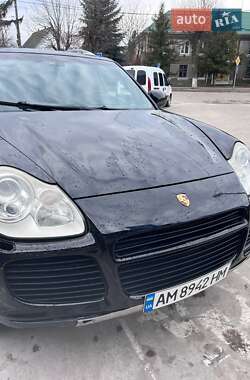 Позашляховик / Кросовер Porsche Cayenne 2005 в 